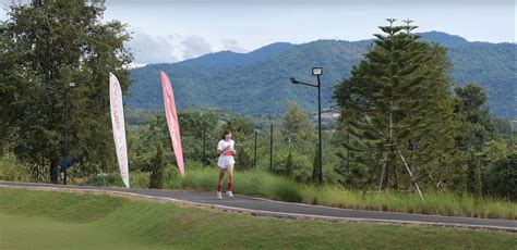 Khao Yai Half Marathon: 격렬한 열정과 아름다움이 공존하는 자연 속 마라톤